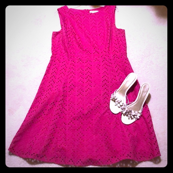 Liz Claiborne Dresses & Skirts - Liz Claiborne Fuchsia Eyelet Dress